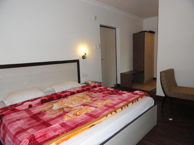 Hotel President Manāli Zewnętrze zdjęcie